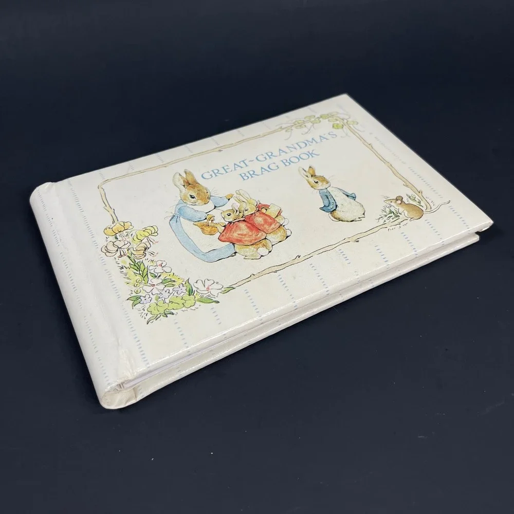 Vintage Beatrix Potter Great Grandma Brag Book Photo Album Peter Rabbit 1990